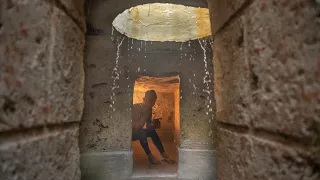 GIRL LIVING OFF GRID, BUILD A SECRET UNDERGROUND TUNNEL SHELTER WITH WATER POOL ENTRANCE