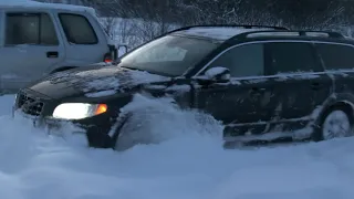 Kia Sportage против Volvo XC70 на снежном бездорожье!