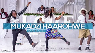 The Best MC Wedding dance in Zimbabwe Pt 2 | Mukadzi haarohwe Dance