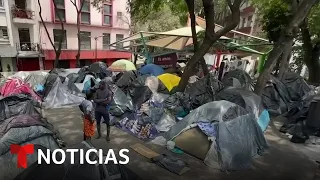 Descontento entre vecinos de Ciudad de México por los campamentos de migrantes | Noticias Telemundo