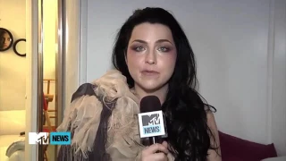 Evanescence - My Heart Is Broken (MTV NEWS) Behind The Scenes