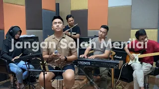 Jangan Salah Menilai - Tagor Pangaribuan - Live Cover