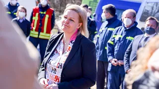 Nancy Faeser besucht Ankunftszentrum für Geflüchtete in Berlin