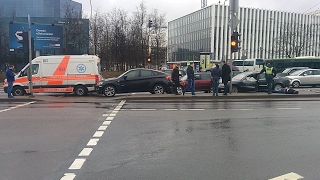 Vilniuje girtas vairuotojas sukėlė avariją: automobilis užsidegė, yra sužeistųjų
