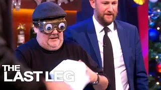 Sara Pascoe, Tom Davis and Johnny Vegas Play Alex Horne’s Loo Roll Game | The Last Leg of the Year