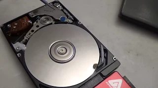 Take a look inside a hard drive while it's running