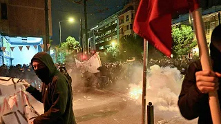 Protests erupt in Greece following deadly train collision