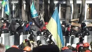 Маріїїнський парк.18 лютого.Майдан прийшов до Антимайдану