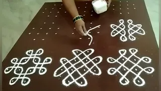 #26, 4 x 2 x 2 dots chinna melikala muggulu, simple sikku kolams, simple & easy rangolis