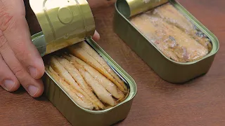 My friend from France taught me the recipe. Easy and delicious sardine recipe!