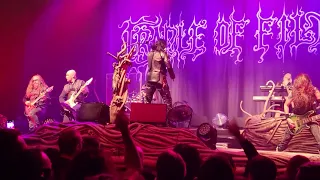 CRADLE OF FILTH -  I Am The Thorn ( en vivo )