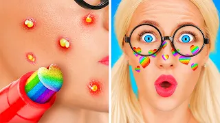 CAMBIO DE LOOK DE NERD POBRE A POPULAR | ¡Chica softVSrica! Trucos de belleza de TikTok por 123 GO!