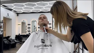 #barber #barbergirl #barbershop #haircut #reels #tiktok #barberlife