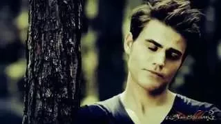 Paul Wesley Sexy Moments || ET Katy Perry :p