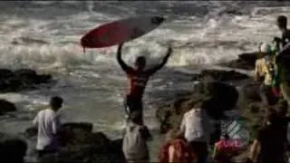 First South African wins surfing event