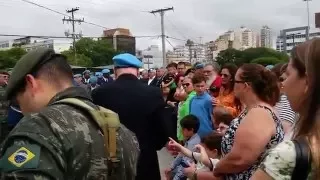 Batalhão Suez é Homenageado em Monumento Junto ao Largo Açorianos (a).