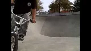 Adventures of old man and his old school 24" cruiser! freestyle BMX! Skatepark........