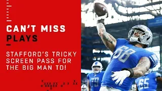 Stafford Pulls Off a Tricky Screen Pass for the BIG MAN TD!!!