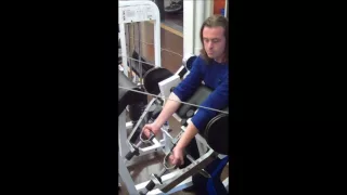 Station 23 Bicep Curl Technogym with isolation