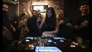 Elle Yan - DJ set at Hogwarts Bar Beirut / Melodic and Progressive House Mix