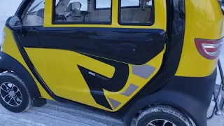 ET4-Cruise Mobility Scooter Road Test On Snowy / Icy Conditions.
