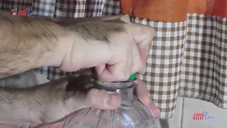 Como Tener un SURTIDOR de AGUA CASERO con una Botella o Bidón de agua.