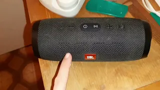 Ремонт колонки JBL charge 3. Замена аккумулятора и чистка динамиков.