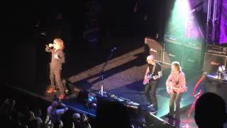 Lighten Up, by Chickenfoot Poppodium 013 Jan 17th 2012