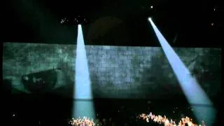 Roger Waters (The Wall Chicago 2010) [18]. Is There Anybody Out There