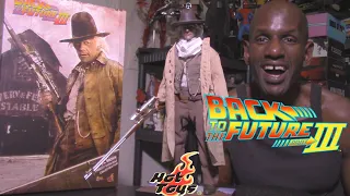 Hot Toys Back to the Future Part III Doc Brown Sixth Scale Figure Review