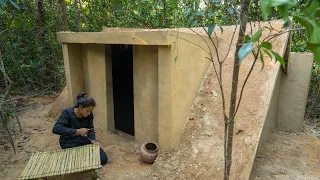 Girl Build The Most Amazing Under Earth Home by Ancient Skills