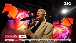 Фіналістка нацвідбору Євробачення-2022 ROXOLANA з піснею Girlzzzz
