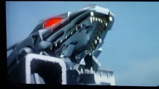 MechaGodzilla 3 goes crazy and loses control in Tokyo