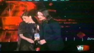 Christian Bale wins Critics Choice Award for The fighter