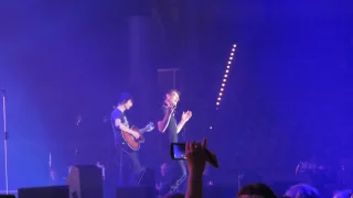 A-ha 07.04.2016 Arena Leipzig - Hunting High And Low (Publikum)