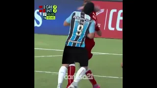 🚨MORDIDA de Suárez em Mercado no GREnal 🚨 juiz não viu!! 🤣