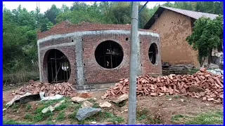 Skilled workers built a unique round house