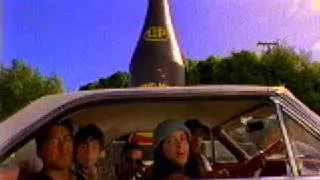 the Original World Famous in New Zealand L&P Ad - Paeroa 1994 - New Zealand Ads & Commercial
