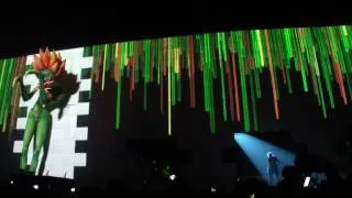 Roger Waters - Don´t Leave Me Now [HD+HQ] Live 9 4 2011 Gelredome Arnhem Netherlands