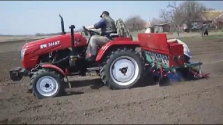 посев люцерны китайской зерновой сеялкой ЗАРЯ / 2018