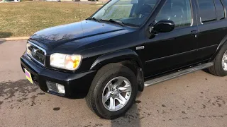 2004 Nissan Pathfinder LE Platinum 4x4 One Owner