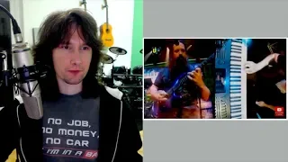 British guitarist reacts to John Petrucci's wealth of technique!