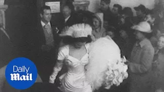 Archive footage shows Gloria Vanderbilt getting married at 17 - Daily Mail