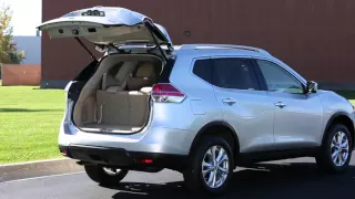 2016 Nissan Rogue - Power Liftgate (if so equipped)