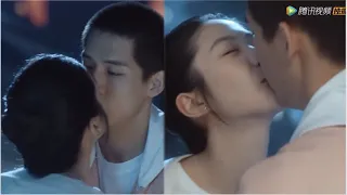 That Kiss & Touch That Makes Your Heart Jumps Out - Forever Love 百岁之好，一言为定