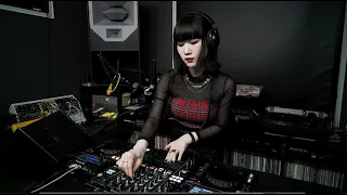 CHIKA Hardtechno Schranz DJ set