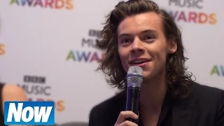 Harry Styles talks his 'affair' with Obama with Now Magazine!
