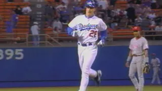 CIN@LAD: Hollandsworth's 11th homer of 1996