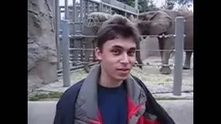 Me at the zoo/first video/первое видео на YouTube