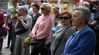 Импровизация пожилых николаевцев ко Дню Победы (09.05.2018 @ Николаев)